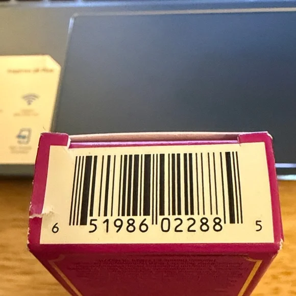 Too Faced Lip Injection Maximum Plump Duo - Hot Pink & Clear - Picture 3 of 4